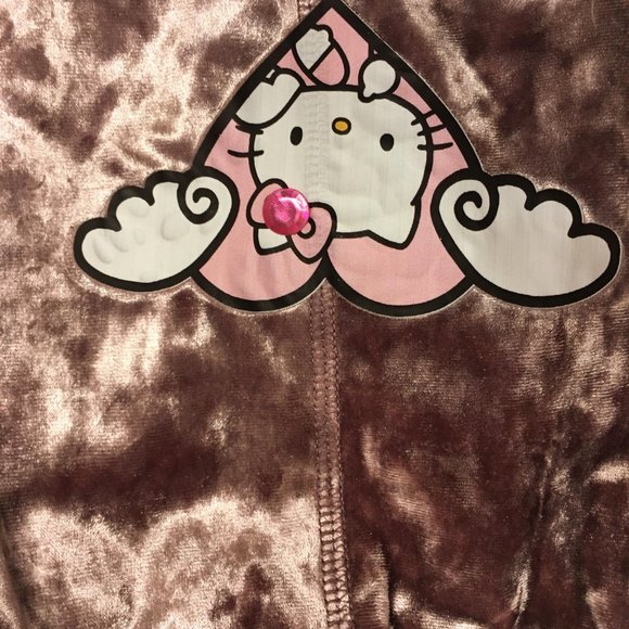 🍭crushed ice pink velvet tracksuit with custom hello kitty and crystal details! - Picture 8 of 17